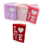 блокнот з написом love